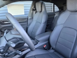 Porsche Macan Electric Turbo AWD 2025