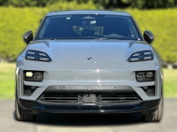 Porsche Macan Electric Turbo AWD 2025