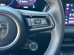 Porsche Macan Electric Turbo AWD 2025