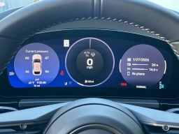 Porsche Macan Electric Turbo AWD 2025