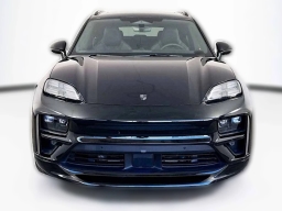 Porsche Macan Electric Turbo AWD 2025
