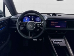 Porsche Macan Electric Turbo AWD 2025