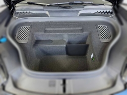 Porsche Macan Electric Turbo AWD 2025