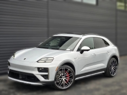 Porsche Macan Electric Turbo AWD 2025