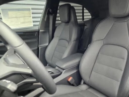 Porsche Macan Electric Turbo AWD 2025