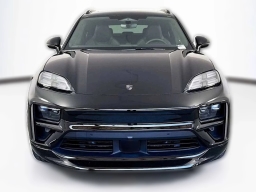 Porsche Macan Electric Turbo AWD 2025