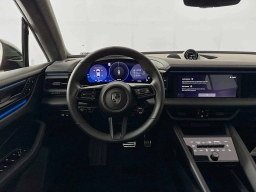 Porsche Macan Electric Turbo AWD 2025