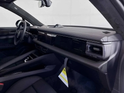 Porsche Macan Electric Turbo AWD 2025