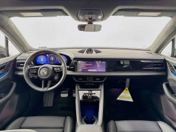 Porsche Macan Electric Turbo AWD 2025