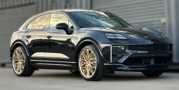 Porsche Macan Electric Turbo AWD 2026