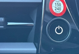 Porsche Macan Electric Turbo AWD 2026