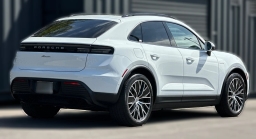 Porsche Macan Electric RWD 2026
