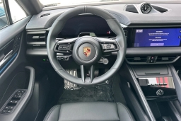 Porsche Macan Electric RWD 2026