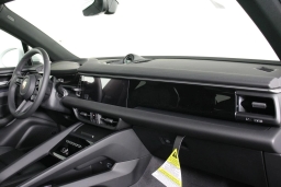 Porsche Macan Electric RWD 2026