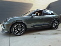 Porsche Macan Electric RWD 2025
