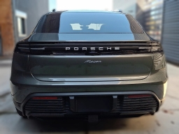 Porsche Macan Electric RWD 2025