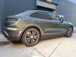 Porsche Macan Electric RWD 2025