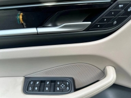 Porsche Macan Electric RWD 2026