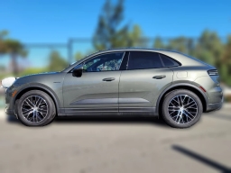 Porsche Macan Electric RWD 2025