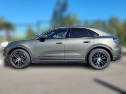 Porsche Macan Electric RWD 2025