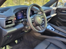 Porsche Macan Electric RWD 2025