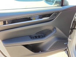 Porsche Macan Electric RWD 2026