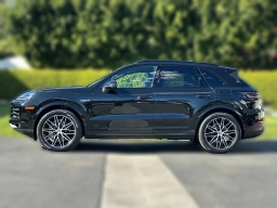 Porsche Cayenne E-Hybrid AWD 2026