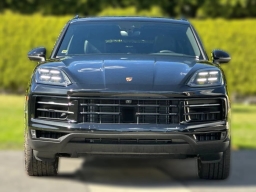 Porsche Cayenne E-Hybrid AWD 2026