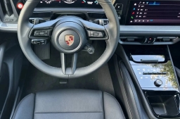 Porsche Cayenne E-Hybrid AWD 2026