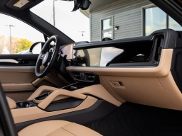 Porsche Cayenne E-Hybrid AWD 2026