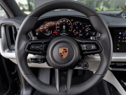 Porsche Cayenne E-Hybrid AWD 2026