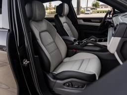 Porsche Cayenne E-Hybrid AWD 2026