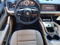 Porsche Cayenne E-Hybrid AWD 2026