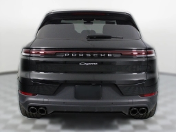 Porsche Cayenne E-Hybrid AWD 2026