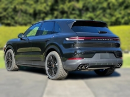 Porsche Cayenne E-Hybrid AWD 2026