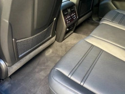 Porsche Cayenne E-Hybrid AWD 2026