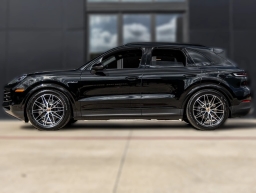 Porsche Cayenne E-Hybrid AWD 2026