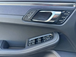 Porsche Macan GTS AWD 2026