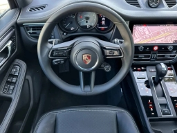 Porsche Macan GTS AWD 2026