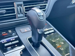 Porsche Macan GTS AWD 2026