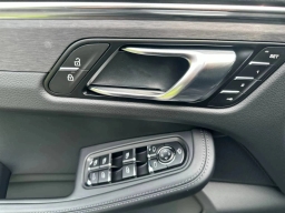 Porsche Macan GTS AWD 2026