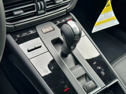 Porsche Macan GTS AWD 2026