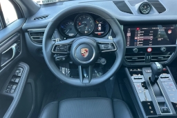 Porsche Macan GTS AWD 2026