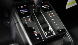 Porsche Macan GTS AWD 2026