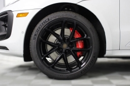 Porsche Macan GTS AWD 2026