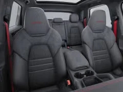 Porsche Cayenne GTS AWD 2026