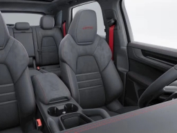 Porsche Cayenne GTS AWD 2026