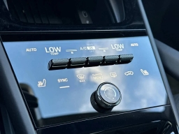 Porsche Cayenne GTS AWD 2026