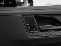 Porsche Cayenne GTS AWD 2026