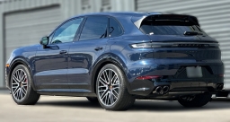 Porsche Cayenne GTS AWD 2026